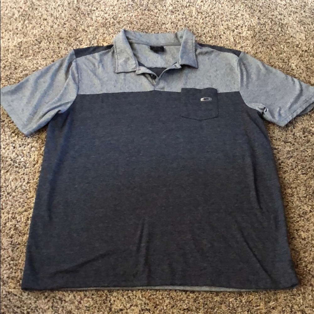 Men’s Oakley polo